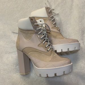 FashionNOVA “set the record booties” BRAND NEW
